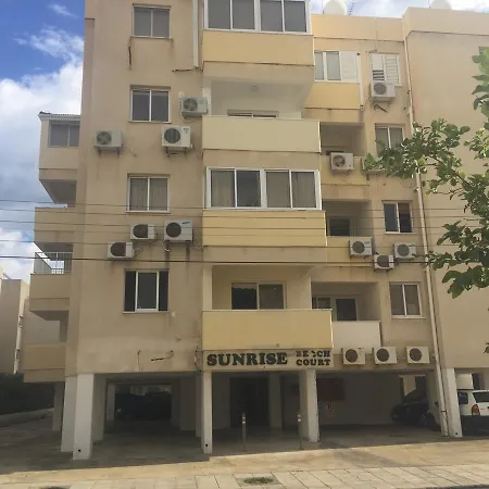 105 Sunrise Beach Court شقة لارنكا