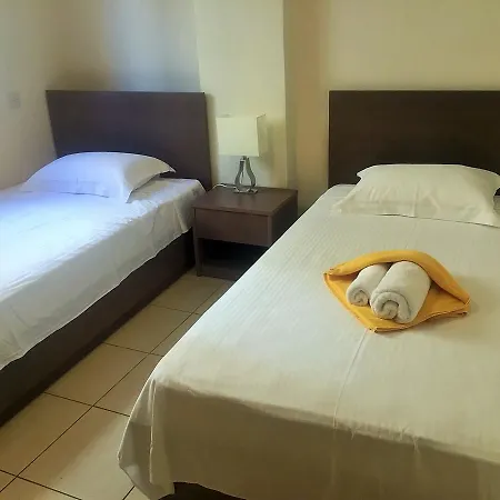 شقة 105 Sunrise Beach Court لارنكا